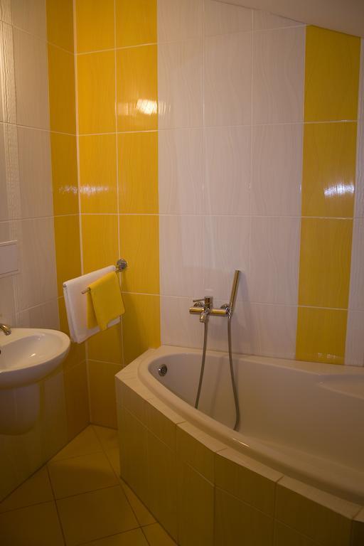 Boutique Penzion Slovenska - Penzion Bella Sicilia เปรเชา ห้อง รูปภาพ